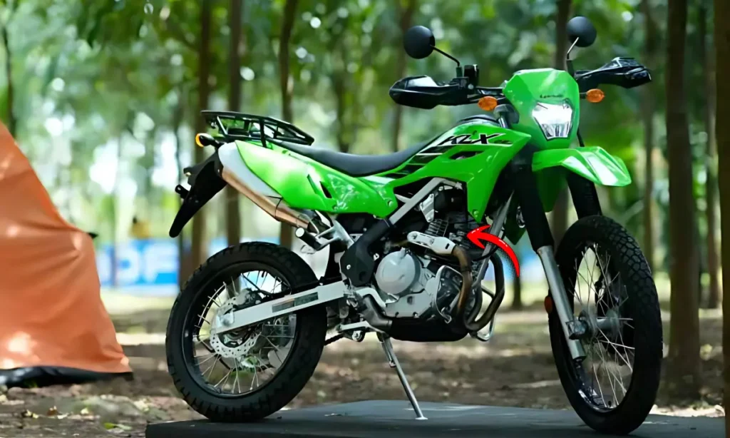 आसमान से गिरे दाम ₹1.30 लाख सस्ती हुई Kawasaki KLX 230 – अब Hero XPulse 210 से होगा सीधा मुकाबला